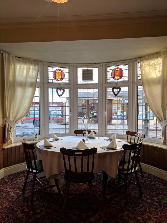 The Castle Hotel 람피터 외부 사진